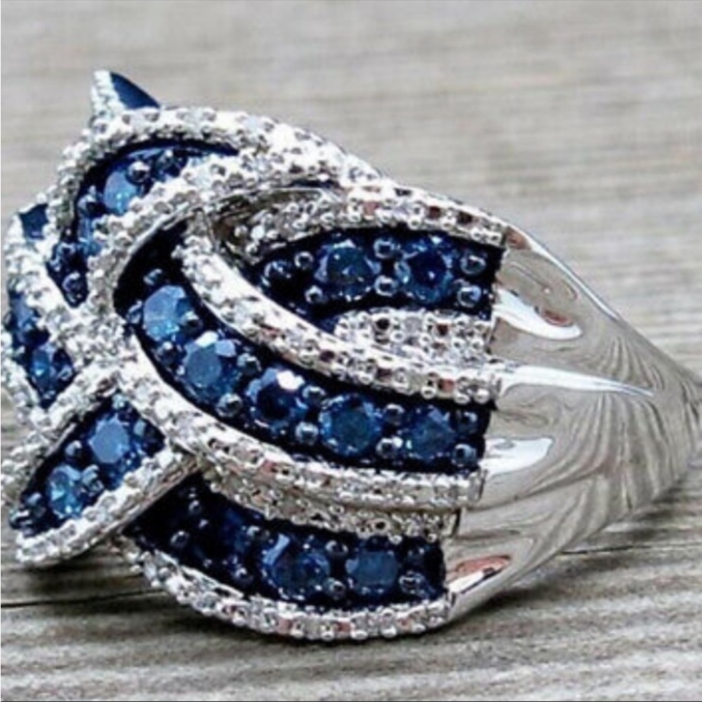New 925 Sterling Silver Diamond Ring - Picture 2 of 2